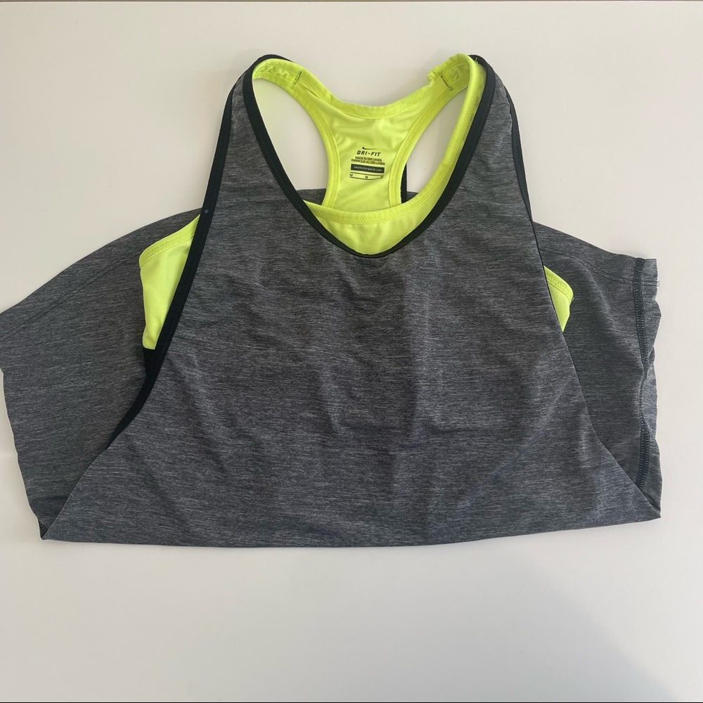 Nike Built-in Sports Bra Tank